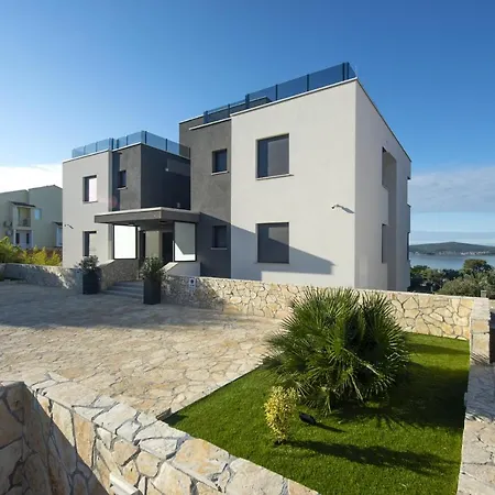Family-friendly With Swimming Pool Sveti Filip I Jakov, Biograd - 19325 Apartment Sveti Filip i Jakov