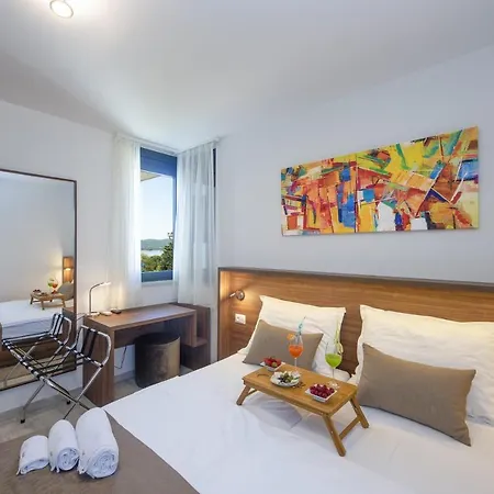 Family-friendly With Swimming Pool Sveti Filip I Jakov, Biograd - 19325 *