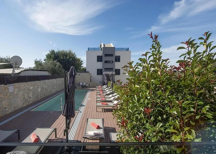 Апартаменты Family-friendly With Swimming Pool Sveti Filip I Jakov, Biograd - 19325 Свети-Филип-и-Яков
