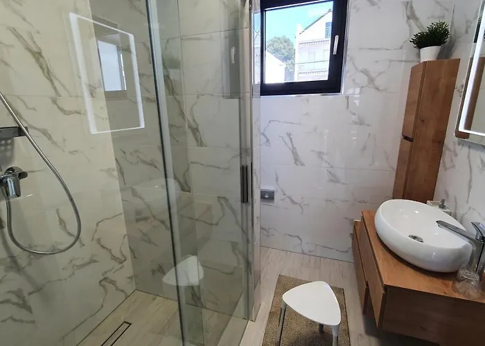 Family-friendly With Swimming Pool Sveti Filip I Jakov, Biograd - 19325 Апартаменты *