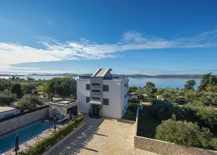 Family-friendly With Swimming Pool Sveti Filip I Jakov, Biograd - 19325 *